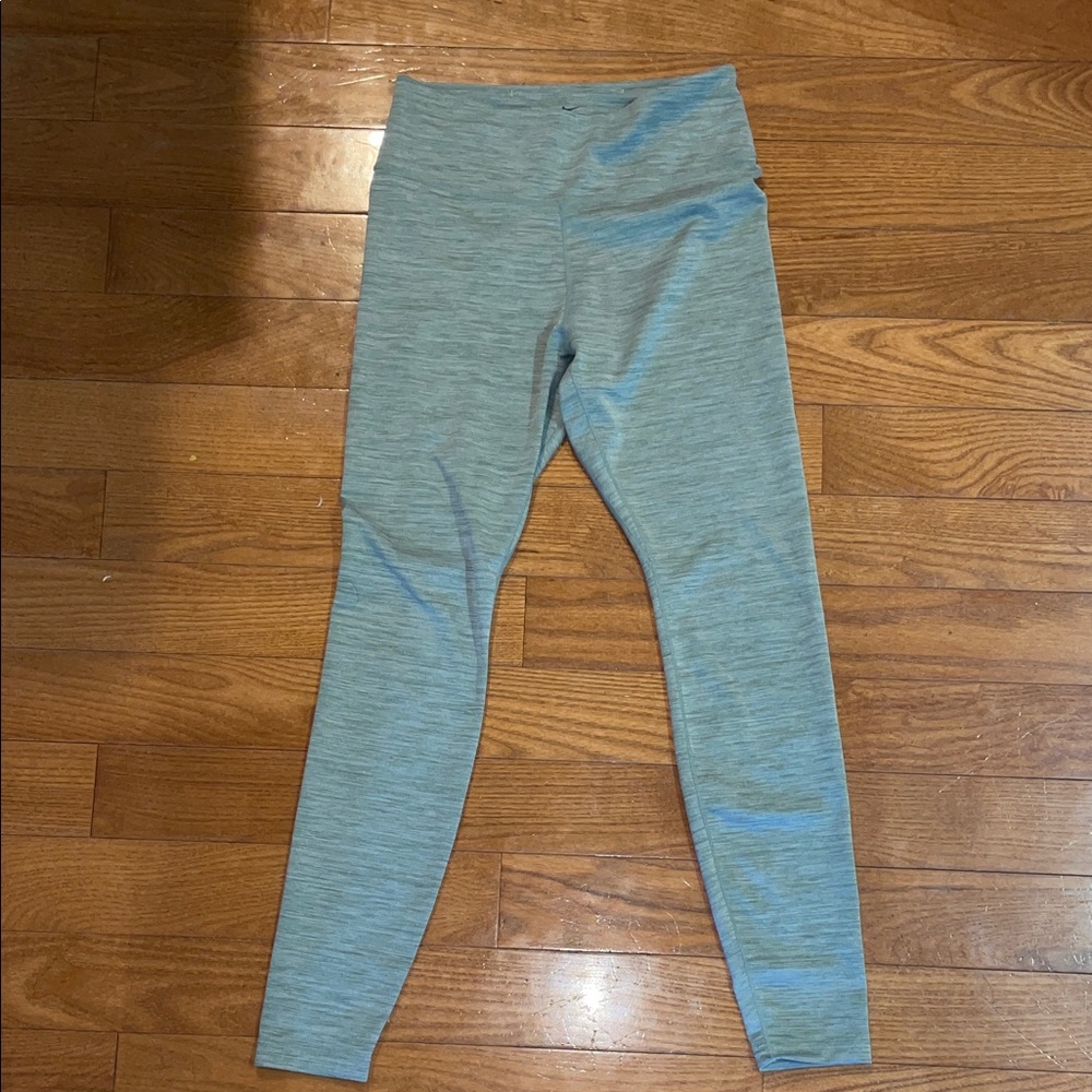Nike Heathered green dri fit Leggings